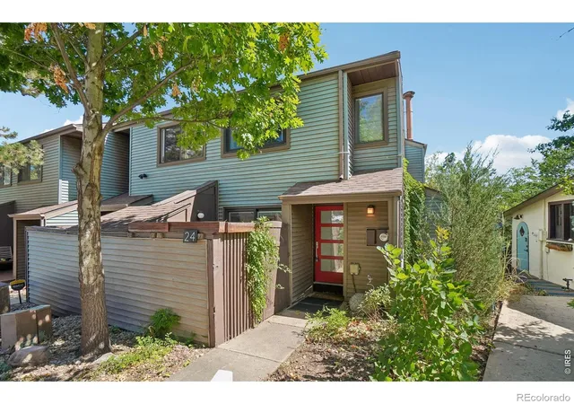 Photo 1 of Townhouse for sale at 350 Arapahoe Ave #24, Boulder, CO 80302 | MLS# IR1068033 | Listing updated on 2026-09-08