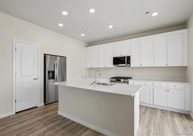Photo 4 of Single family home for sale at 19053 E 93rd Place, Commerce City, CO 80022 | MLS# 4387914 | Listing updated on 2026-10-02