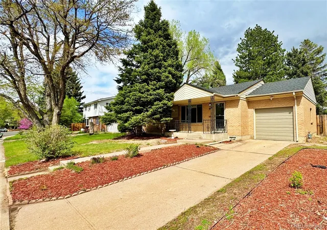 Single family home for sale at 6644 S Race Cir, Centennial, CO 80121 | MLS# 6535604