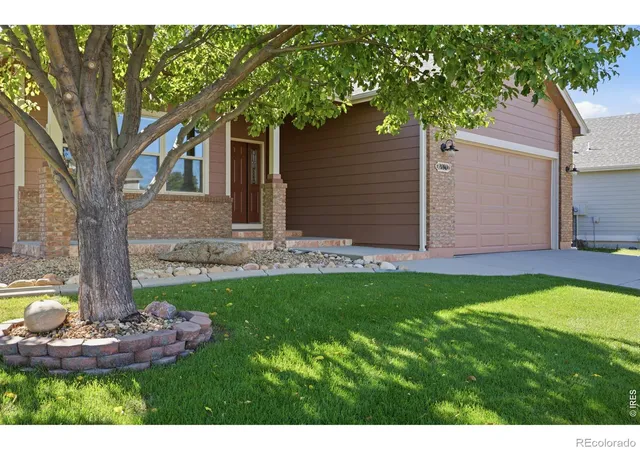 Photo 2 of Single family home for sale at 2010 Ridgway Ct, Loveland, CO 80538 | MLS# IR1068044 | Listing updated on 2026-10-13