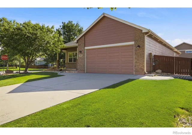 Photo 3 of Single family home for sale at 2010 Ridgway Ct, Loveland, CO 80538 | MLS# IR1068044 | Listing updated on 2026-10-13