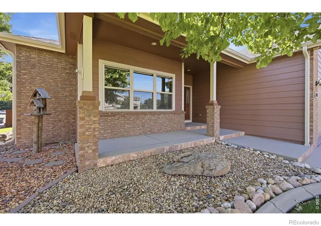 Photo 4 of Single family home for sale at 2010 Ridgway Ct, Loveland, CO 80538 | MLS# IR1068044 | Listing updated on 2026-10-13