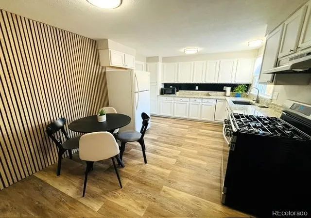 Photo 4 of Single family home for sale at 822 Geneva St, Aurora, CO 80010 | MLS# 5065491 | Listing updated on 2026-09-05