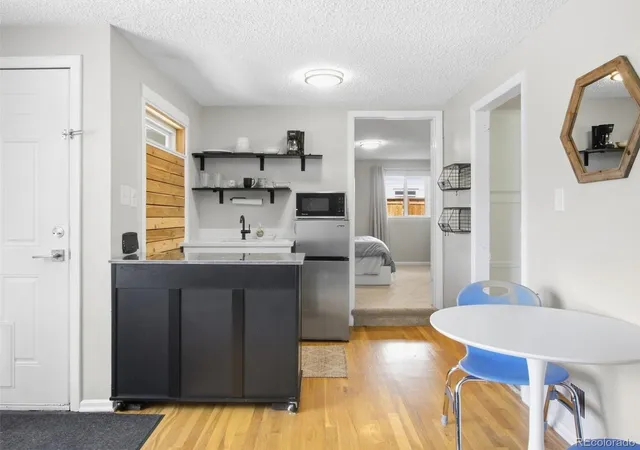 Photo 4 of Single family home for sale at 822 Geneva St, Aurora, CO 80010 | MLS# 5065491 | Listing updated on 2026-10-25