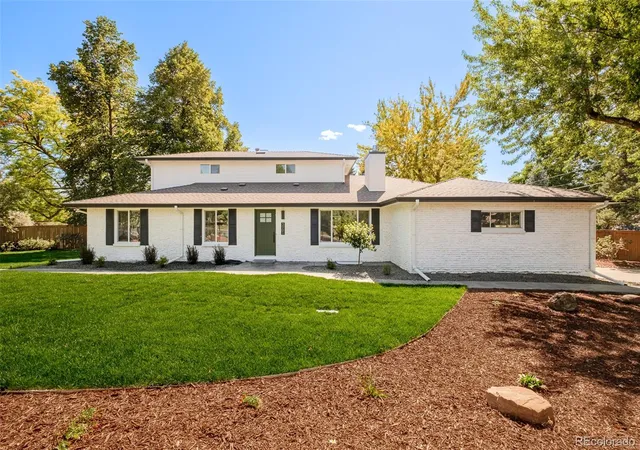 Photo 2 of Single family home for sale at 3901 S Cherry St, Englewood, CO 80113 | MLS# 4132039 | Listing updated on 2026-10-07