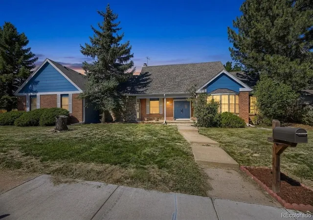 Photo 1 of Single family home for sale at 3955 S Monaco Pkwy, Denver, CO 80237 | MLS# 4584975 | Listing updated on 2026-09-16