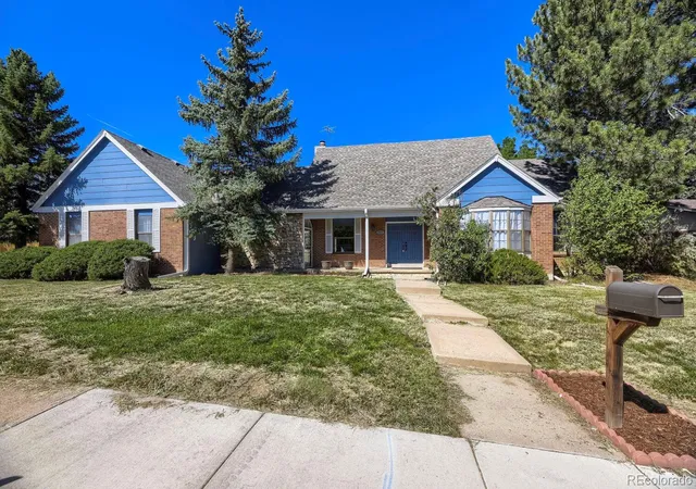 Photo 2 of Single family home for sale at 3955 S Monaco Pkwy, Denver, CO 80237 | MLS# 4584975 | Listing updated on 2026-09-16