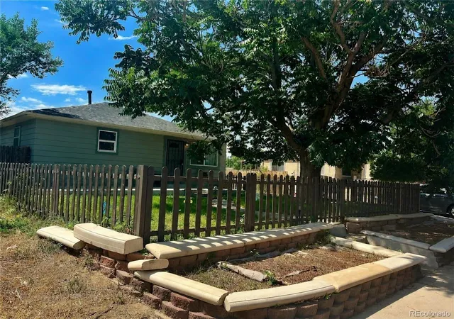 Photo 1 of Single family home for sale at 5715 Niagara St, Commerce City, CO 80022 | MLS# 6240869 | Listing updated on 2026-09-17