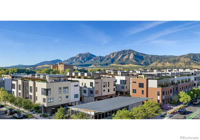 Townhouse for sale at 2540 Spruce St #E, Boulder, CO 80302 | MLS# IR1068066