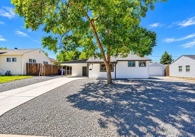 Photo 3 of Single family home for sale at 2631 S Green Ct, Denver, CO 80219 | MLS# 7054155 | Listing updated on 2026-09-05