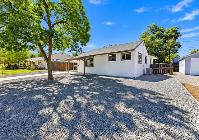 Photo 4 of Single family home for sale at 2631 S Green Ct, Denver, CO 80219 | MLS# 7054155 | Listing updated on 2026-09-05