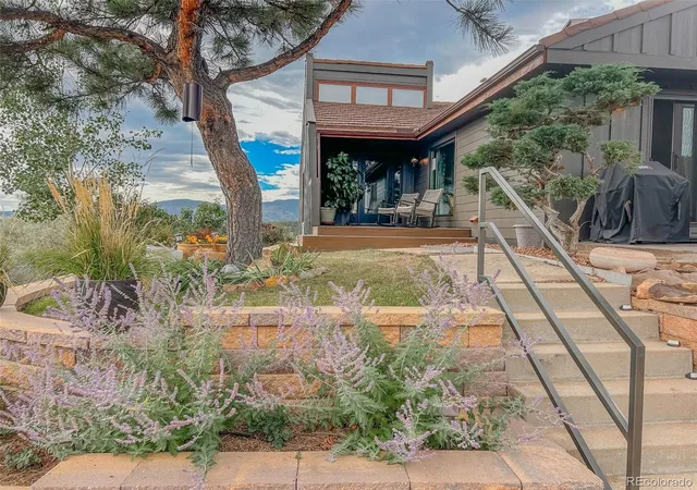 Photo 3 of Townhouse for sale at 4500 Sentinel Rock, Larkspur, CO 80118 | MLS# 4939523 | Listing updated on 2026-09-30