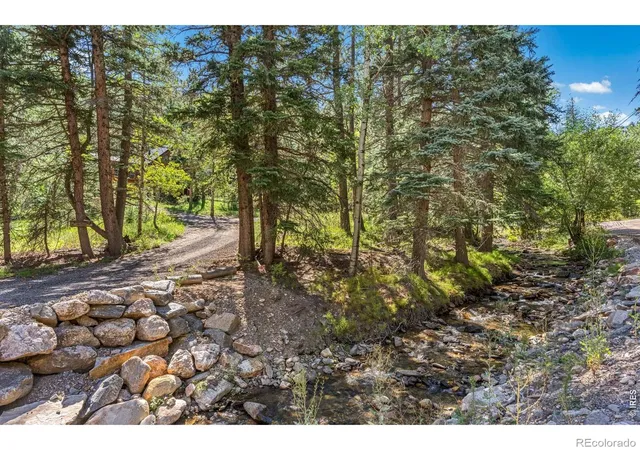 Photo 2 of Single family home for sale at 459 Streamside Dr, Drake, CO | MLS# IR1068085 | Listing updated on 2026-09-28