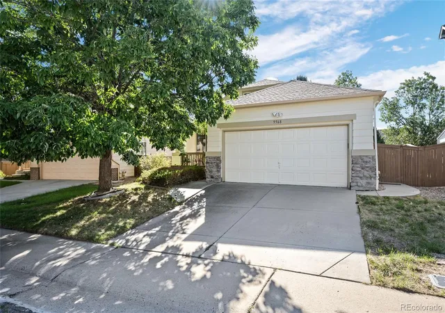 Photo 2 of Single family home for sale at 9568 Wangaratta Ct, Highlands Ranch, CO 80130 | MLS# 2475183 | Listing updated on 2026-09-26