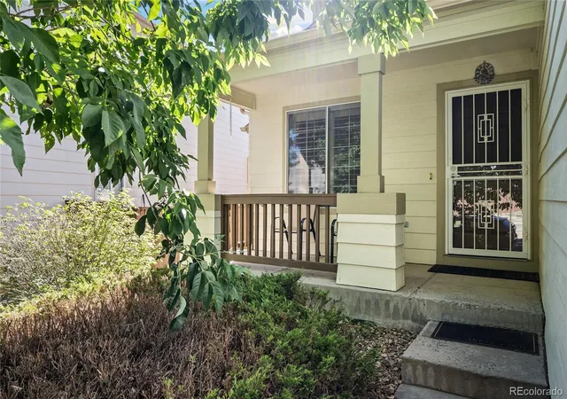 Photo 3 of Single family home for sale at 9568 Wangaratta Ct, Highlands Ranch, CO 80130 | MLS# 2475183 | Listing updated on 2026-09-26