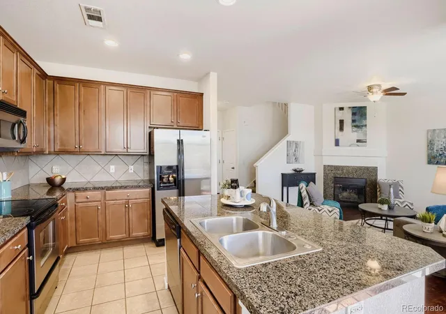 Photo 3 of Townhouse for sale at 3691 S Perth Cir #102, Aurora, CO 80013 | MLS# 4528411 | Listing updated on 2026-10-09