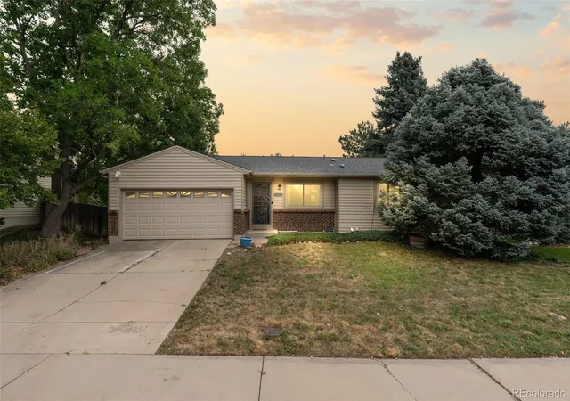 Photo 2 of Single family home for sale at 4994 S Independence Way, Littleton, CO 80123 | MLS# 3404260 | Listing updated on 2026-09-19
