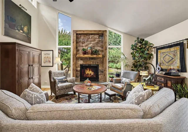 Photo 3 of Single family home for sale at 10898 Snow Cloud Trl, Littleton, CO 80125 | MLS# 3858033 | Listing updated on 2026-09-14