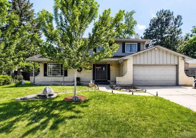 Photo 1 of Single family home for sale at 1435 S Macon St, Aurora, CO 80012 | MLS# 8350036 | Listing updated on 2026-10-07