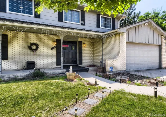 Photo 2 of Single family home for sale at 1435 S Macon St, Aurora, CO 80012 | MLS# 8350036 | Listing updated on 2026-10-07