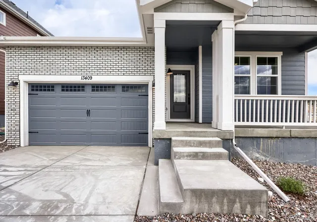 Photo 3 of Single family home for sale at 13409 Finnhorse St, Parker, CO 80134 | MLS# 7845684 | Listing updated on 2026-10-09
