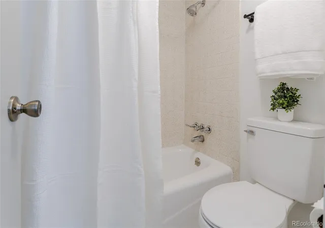 Photo 10 of Condo for sale at 1365 Columbine St #401, Denver, CO 80206 | MLS# 4571711 | Listing updated on 2026-10-08