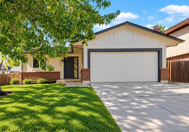 Photo 3 of Single family home for sale at 2303 S Devinney St, Lakewood, CO 80228 | MLS# 8581858 | Listing updated on 2026-10-10