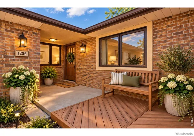 Photo 4 of Townhouse for sale at 1530 W 28th Street, Loveland, CO 80538 | MLS# IR1068120 | Listing updated on 2026-10-08
