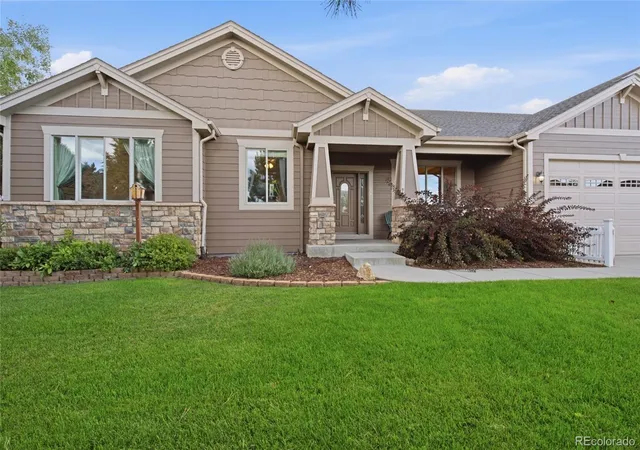 Photo 3 of Single family home for sale at 8663 S Wadsworth Ct, Littleton, CO 80128 | MLS# 4449625 | Listing updated on 2026-10-01