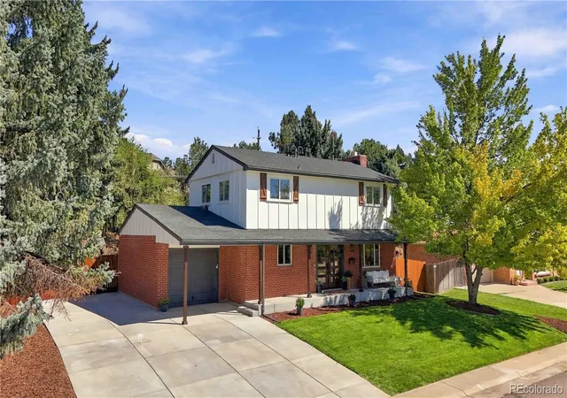 Photo 1 of Single family home for sale at 6512 S Steele St, Centennial, CO 80121 | MLS# 1566279 | Listing updated on 2026-09-23