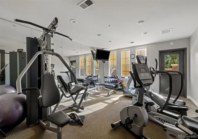 Listing Photo 2 - Condo for sale in building located at 5592 S Nevada St, Littleton, CO 80120 - Unit #200