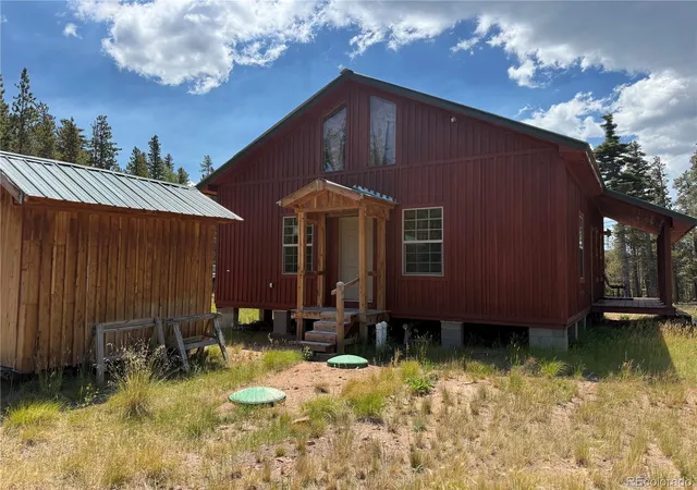 Photo 3 of Single family home for sale at 2704 Purnell Ln, Fort Garland, CO 81133 | MLS# 8738291 | Listing updated on 2026-09-07
