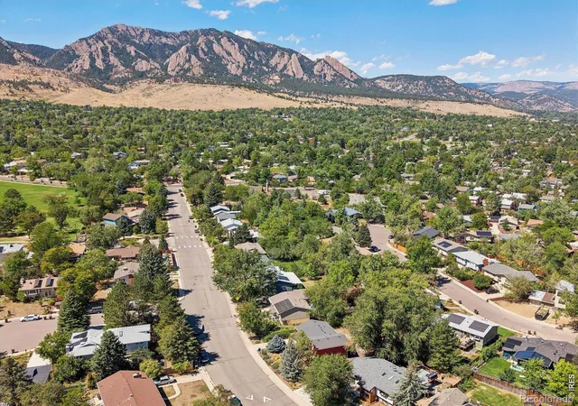 Photo 3 of Single family home for sale at 4435 Grinnell Ave, Boulder, CO 80305 | MLS# IR1068142 | Listing updated on 2026-09-27