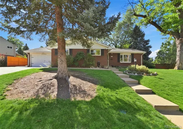 Photo 2 of Single family home for sale at 6966 S Cook Way, Centennial, CO 80122 | MLS# 4116955 | Listing updated on 2026-10-06