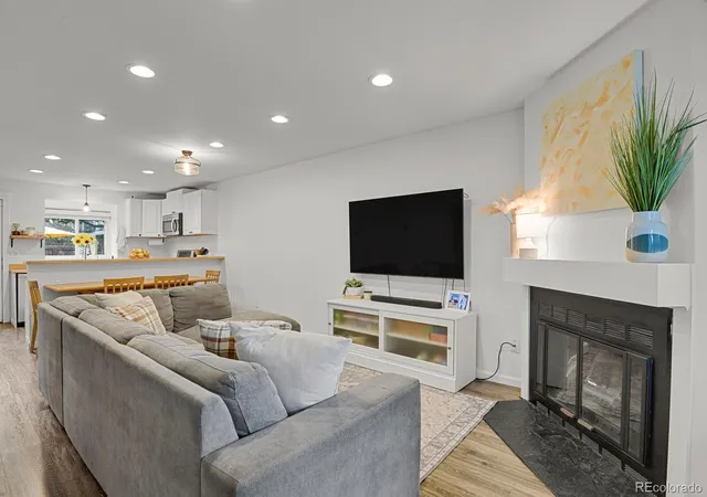Photo 4 of Townhouse for sale at 17335 E Rice Cir #A, Aurora, CO 80015 | MLS# 2170354 | Listing updated on 2026-09-18