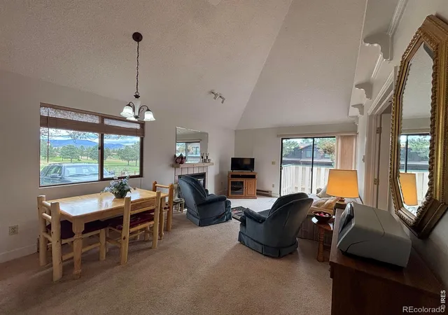 Photo 3 of Sale Pending at 1010 S Saint Vrain Ave #4, Estes Park, CO 80517 | MLS# IR1068149 | Listing updated on 2026-10-09