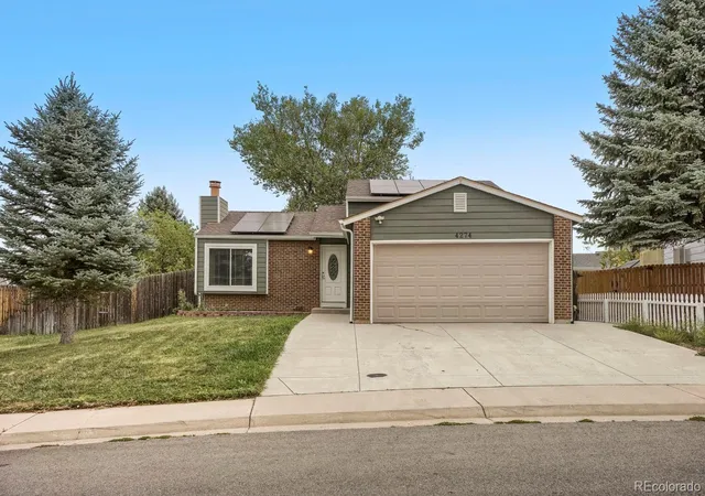 Photo 1 of Single family home for sale at 4274 S Argonne St, Aurora, CO 80013 | MLS# 4204475 | Listing updated on 2026-09-29