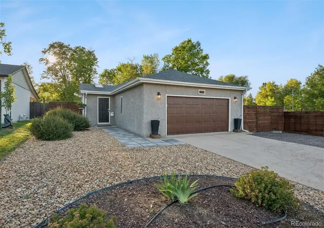 Photo 2 of Single family home for sale at 301 S Krameria St, Denver, CO 80224 | MLS# 4951780 | Listing updated on 2026-10-02