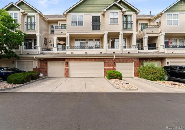 Photo 1 of Townhouse for sale at 1433 S Emporia Ct, Aurora, CO 80247 | MLS# 1618748 | Listing updated on 2026-09-22