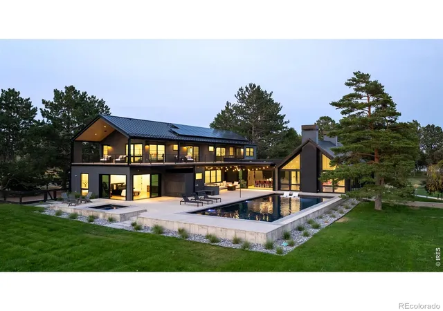 Photo 1 of Mansion for sale at 6124 Trevarton Dr, Longmont, CO 80503 | MLS# IR1068161 | Listing updated on 2026-09-12