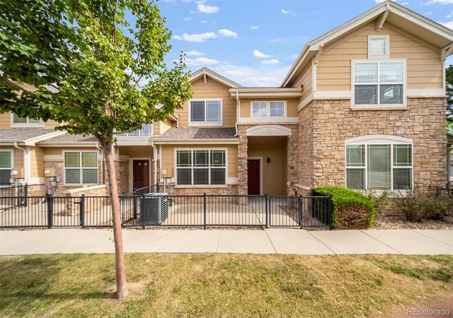 Photo 1 of Townhouse for sale at 1753 S Buchanan Cir, Aurora, CO 80018 | MLS# 6581588 | Listing updated on 2026-09-22
