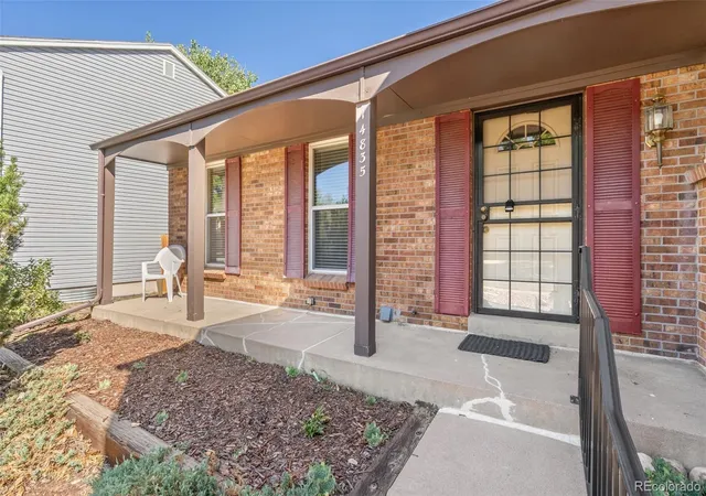 Photo 4 of Single family home for sale at 14835 E Caspian Pl, Aurora, CO 80014 | MLS# 2129637 | Listing updated on 2026-09-08