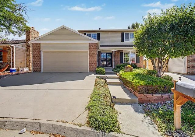 Photo 2 of Single family home for sale at 487 S Kingston Cir, Aurora, CO 80012 | MLS# 3327800 | Listing updated on 2026-10-08