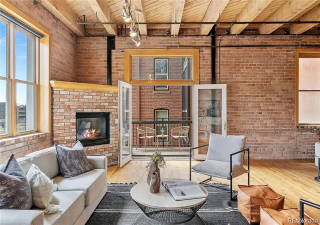Listing Photo 4 - Condo for sale in building located at 1127 Auraria Pkwy, Denver, CO 80204 - Unit #302