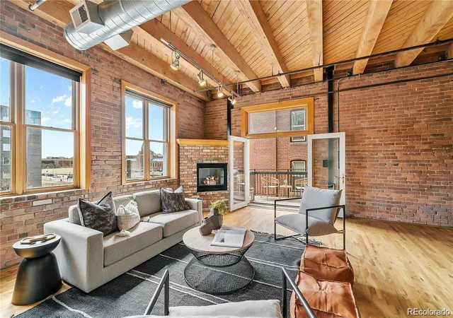 Listing Photo 5 - Condo for sale in building located at 1127 Auraria Pkwy, Denver, CO 80204 - Unit #302