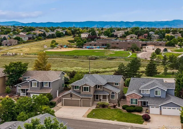 Photo 2 of Single family home for sale at 9935 Blackbird Cir, Highlands Ranch, CO 80130 | MLS# 9566602 | Listing updated on 2026-10-01