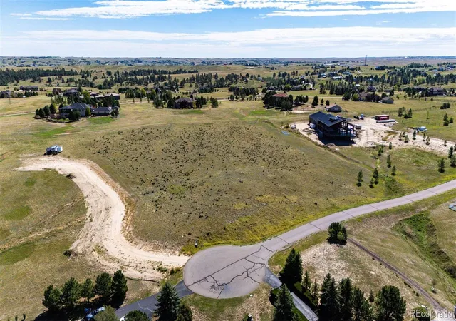 Photo 3 of Sale Pending at 46620 Sunset View Way, Parker, CO 80138 | MLS# 8735204 | Listing updated on 2026-09-25
