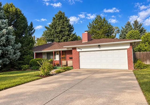 Photo 1 of Single family home for sale at 600 Everett St, Lakewood, CO 80215 | MLS# 8931127 | Listing updated on 2026-09-23