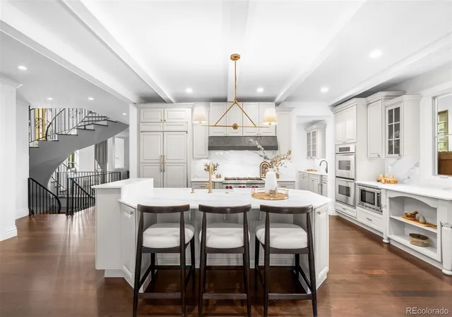 Photo 3 of Mansion for sale at 2546 S Adams St, Denver, CO 80210 | MLS# 8301108 | Listing updated on 2026-10-08