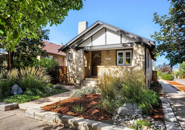Photo 1 of Single family home for sale at 1901 S Sherman St, Denver, CO 80210 | MLS# 2127709 | Listing updated on 2026-10-13
